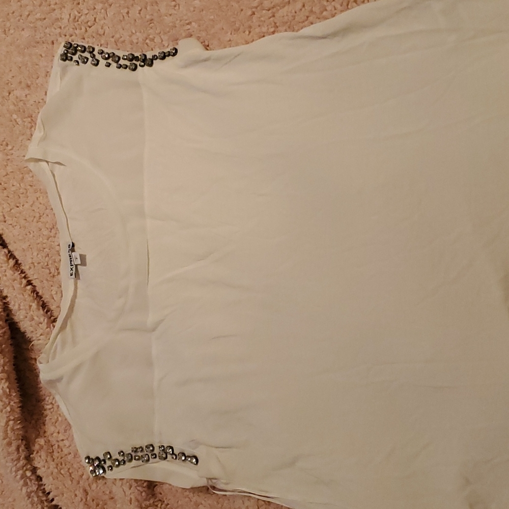 Size small Express white tshirt
